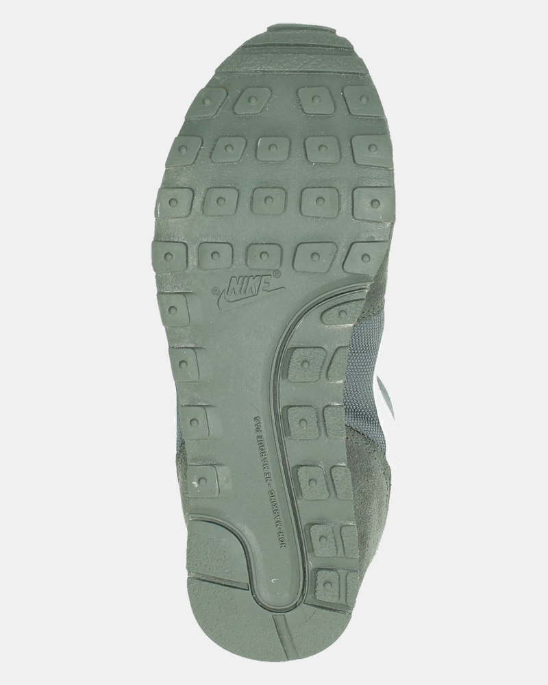 Nike MD Runner - Lage sneakers - Groen