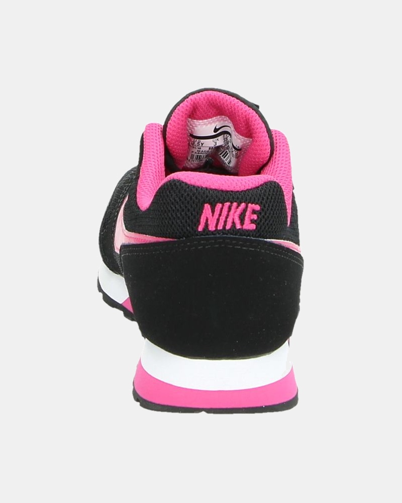 Nike MD Runner 2 - Lage sneakers - Zwart