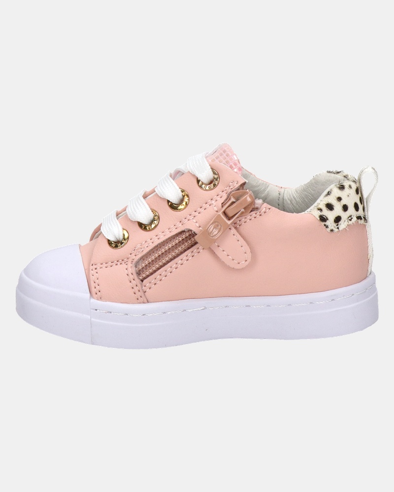 Shoesme - Lage sneakers - Roze