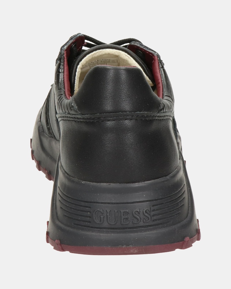 Guess Lucca - Dad Sneakers - Zwart