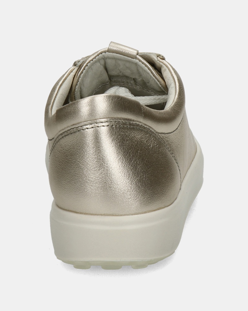 Ecco Soft 7 - Lage sneakers - Goud