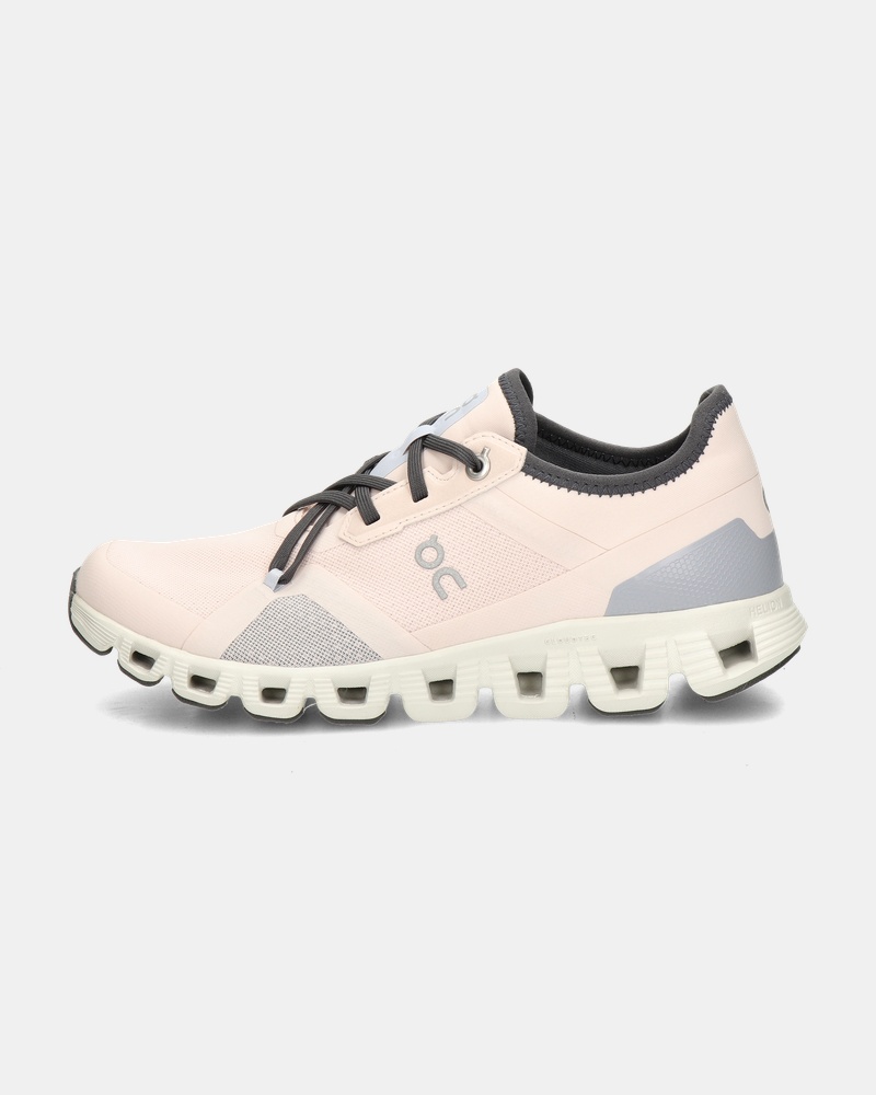 On Running Cloud X 3 AD - Lage sneakers - Roze