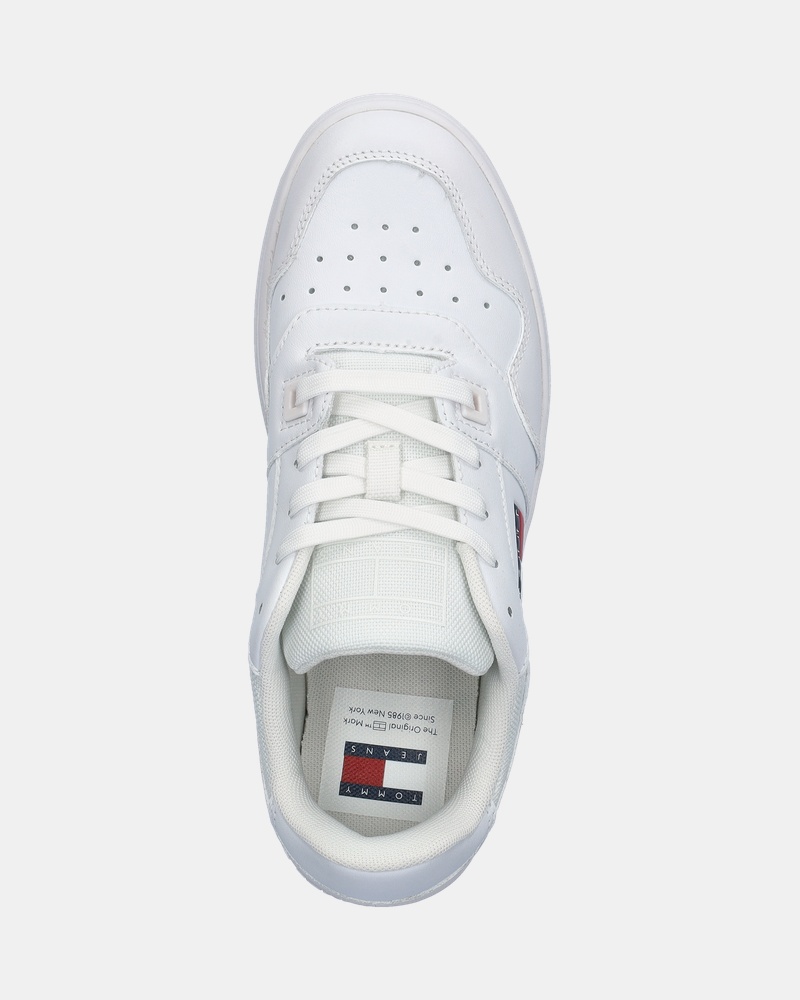 Tommy Jeans Retro Basket Essential - Lage sneakers - Wit