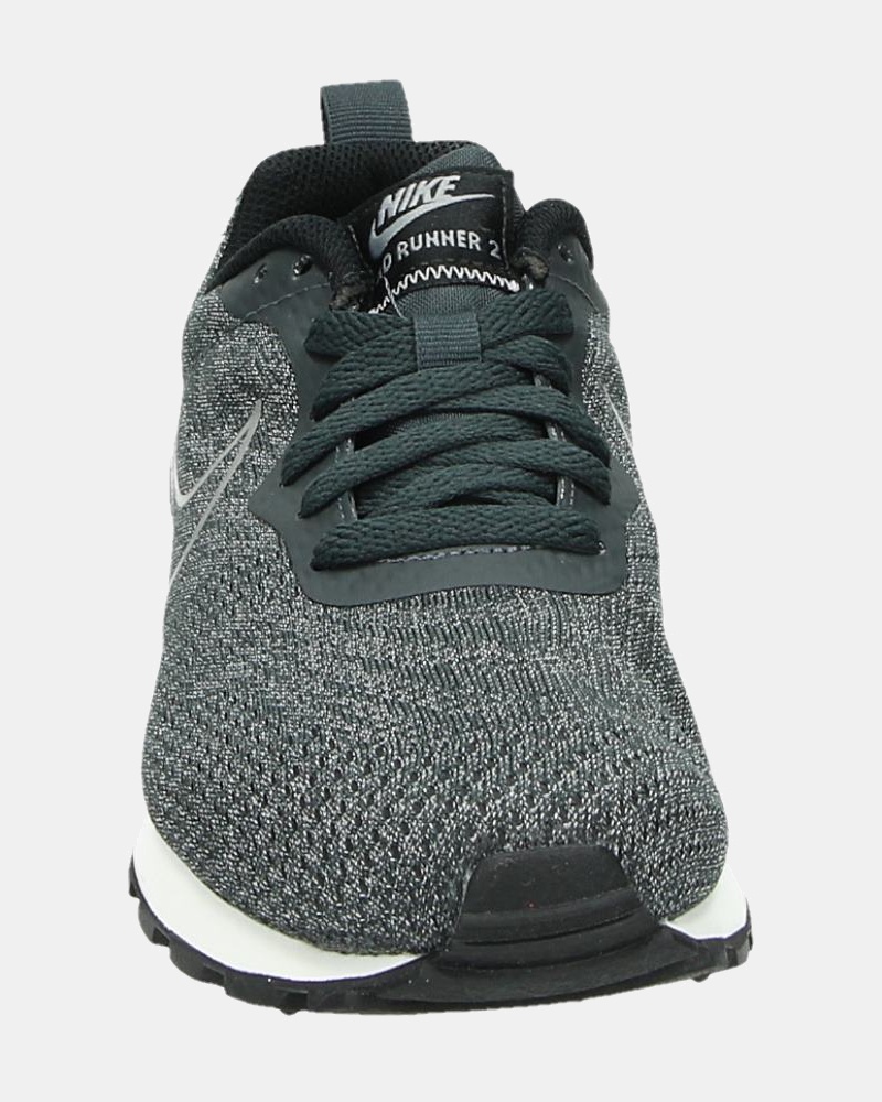 Nike MD Runner 2 - Lage sneakers - Zwart
