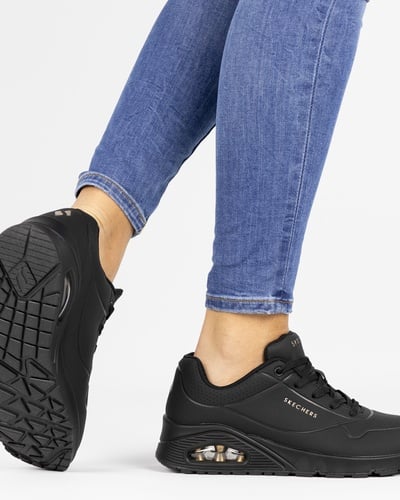 mijn Egypte pit Skechers dames sneakers in het zwart kopen? - Nelson.nl