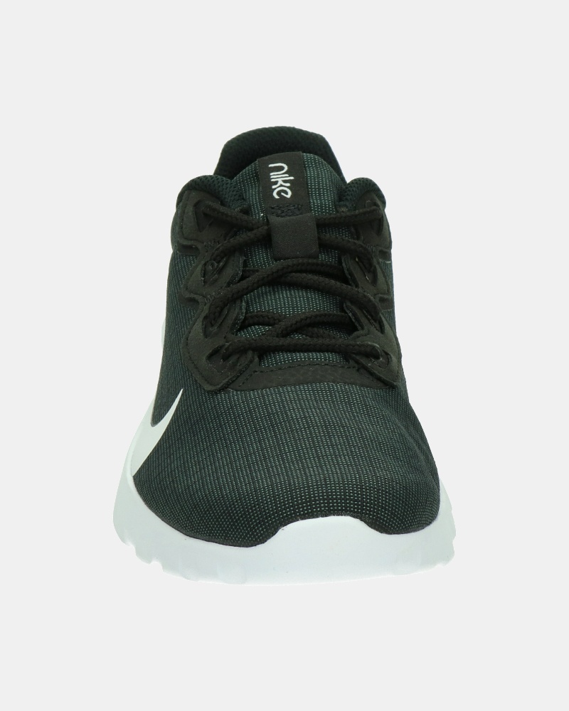 Nike Explore Strada - Lage sneakers - Zwart