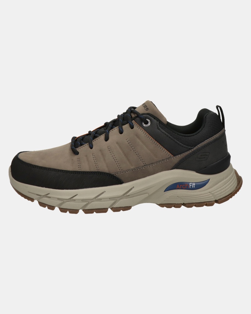 Skechers Arch Fit Treadwear - Lage sneakers - Taupe