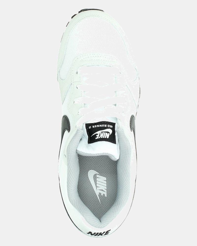 Nike MD Runner 2 - Lage sneakers - Wit