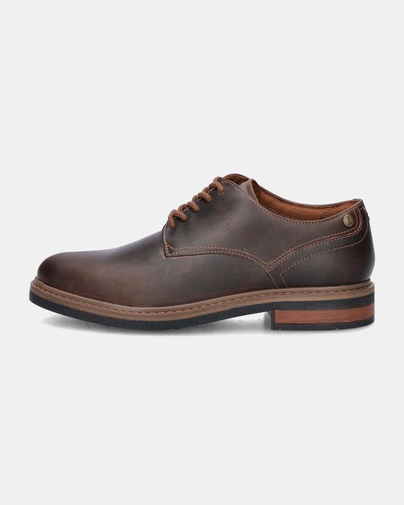 Clarks New Ford - Lage nette schoenen - Bruin