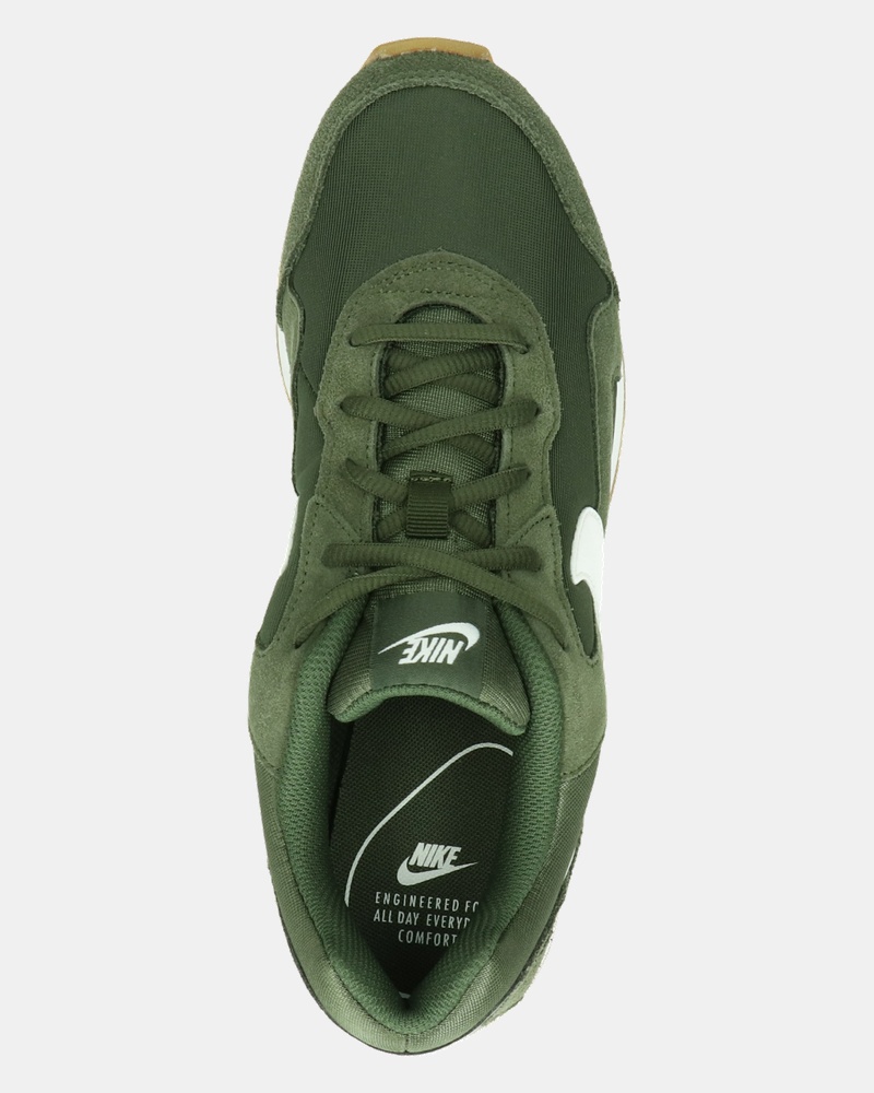 Nike Delfine - Lage sneakers - Groen