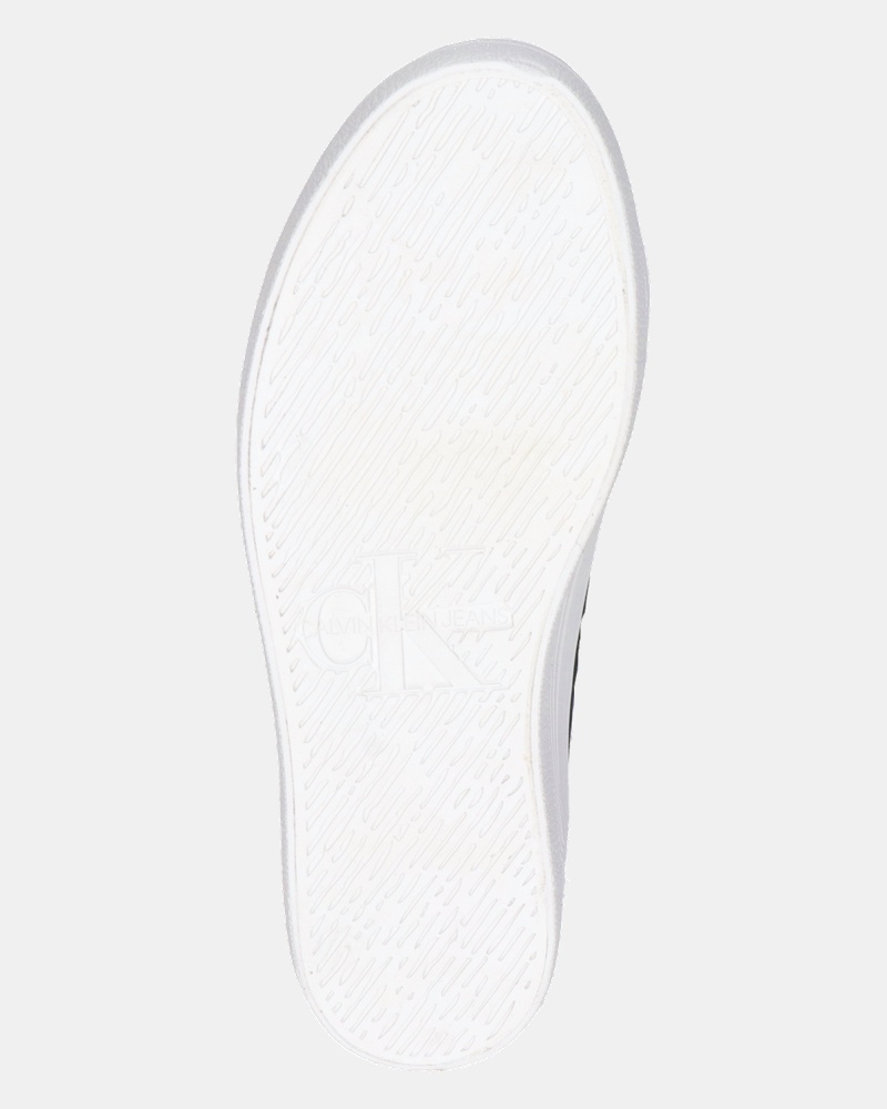 Calvin Klein Vulcanized Flatform - Lage sneakers - Zwart